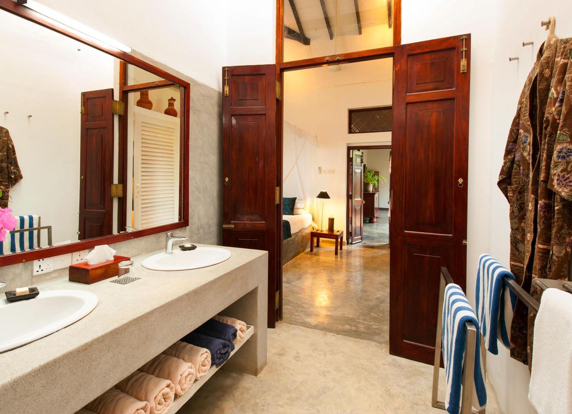 Apa Villa Thalpe Unawatuna Esterno foto