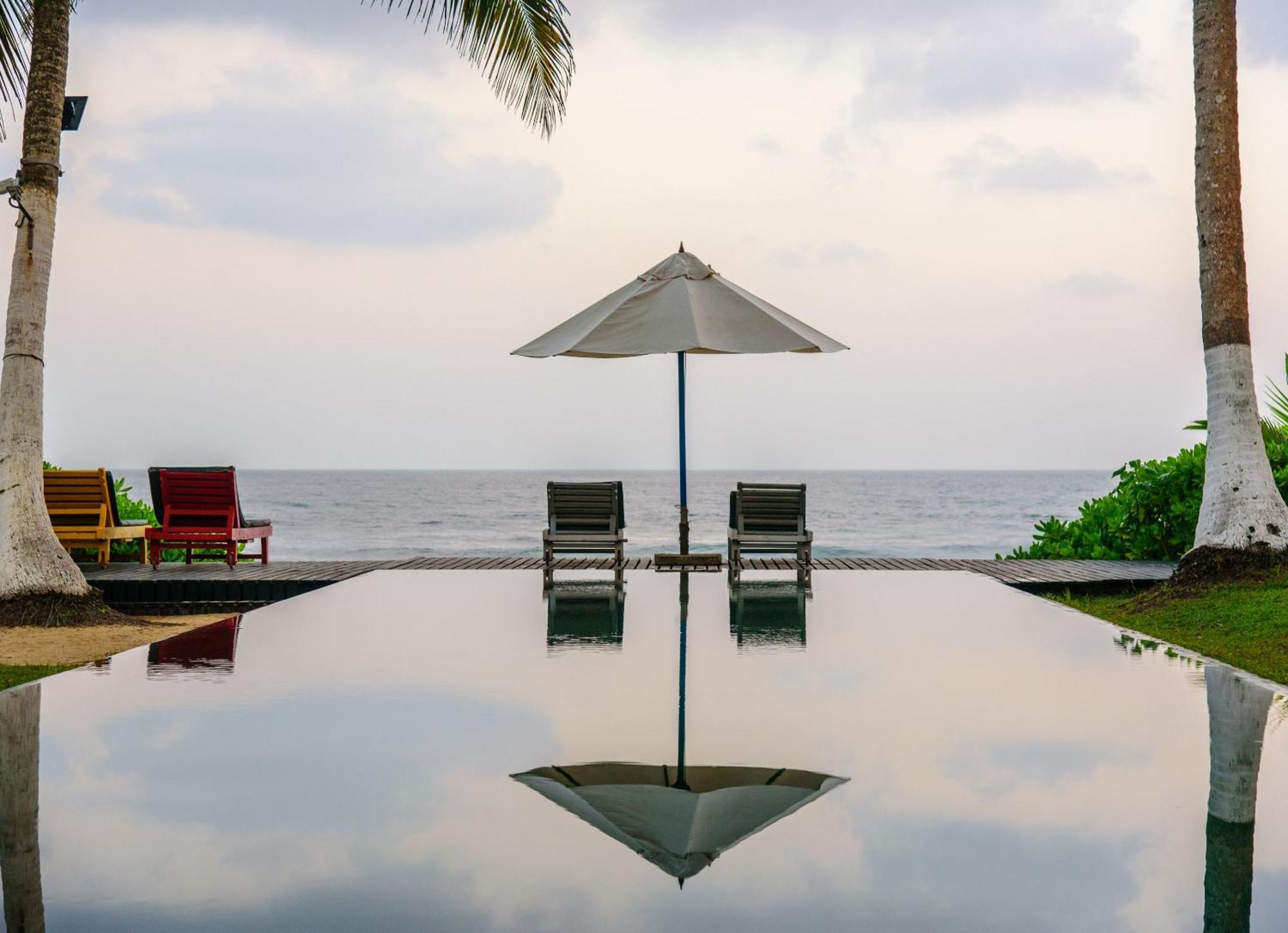 Apa Villa Thalpe Unawatuna Esterno foto